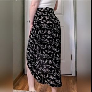 Forever 21 Black & Grey Floral High Low Skirt | Size Small